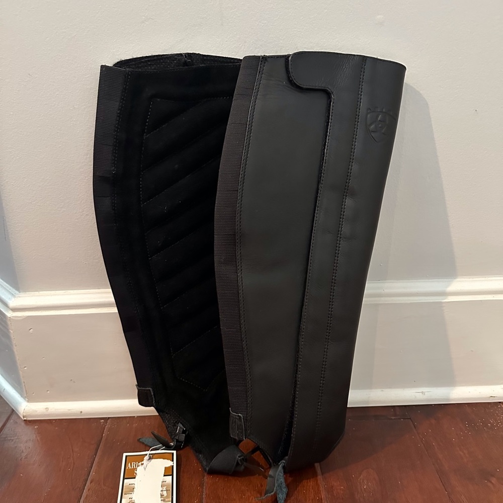 NWT Ariat half chaps sz small
